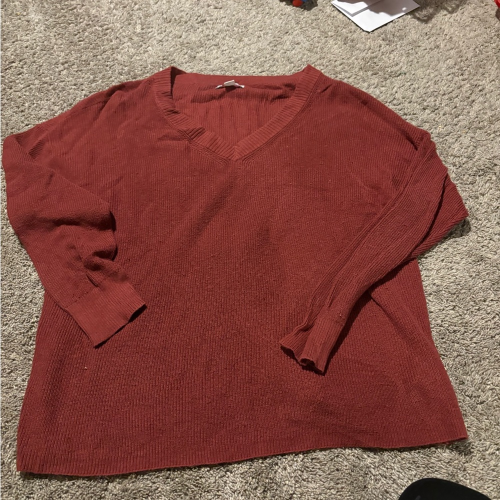V neck sweater